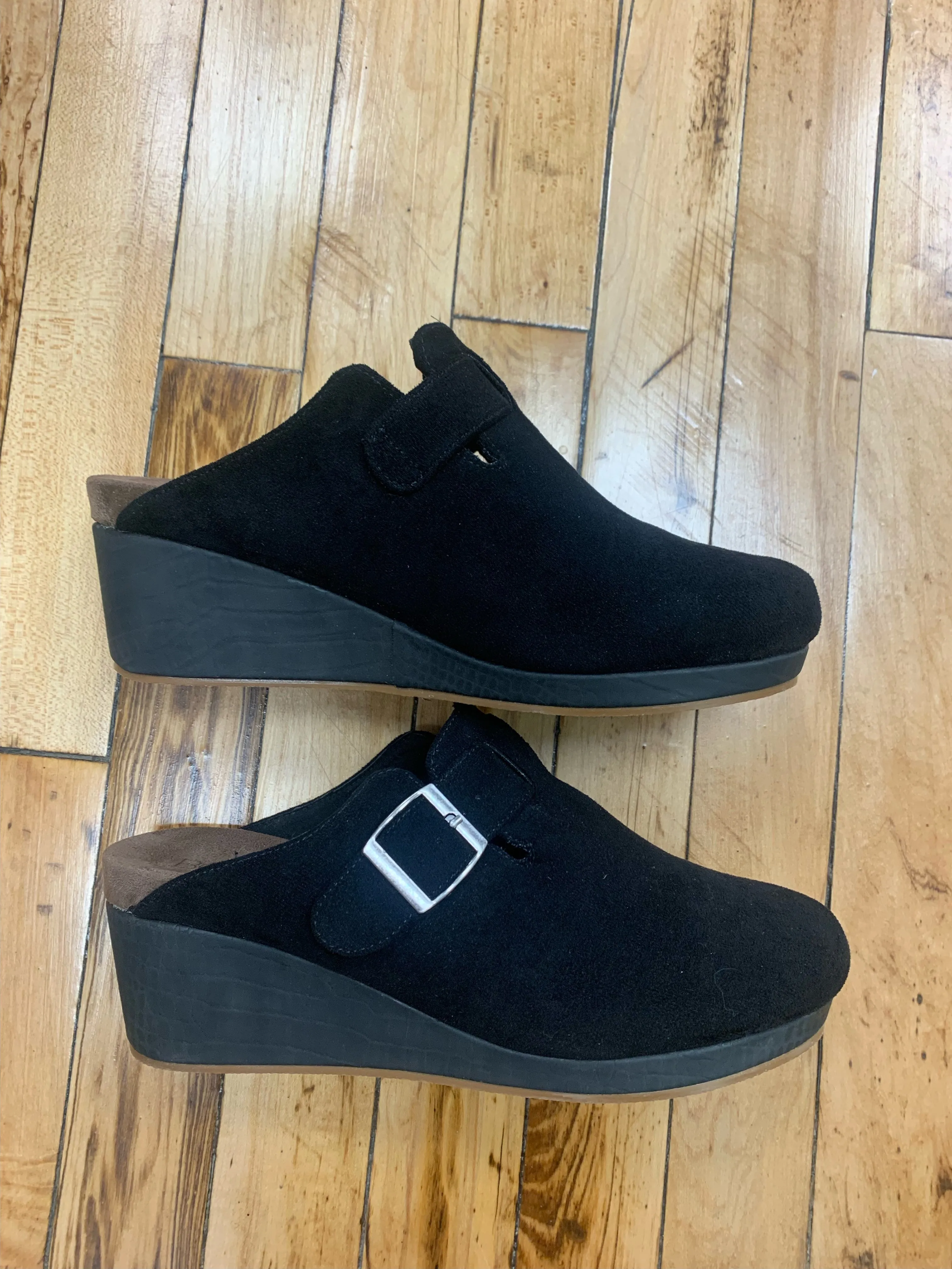 Banks Shoe - Black