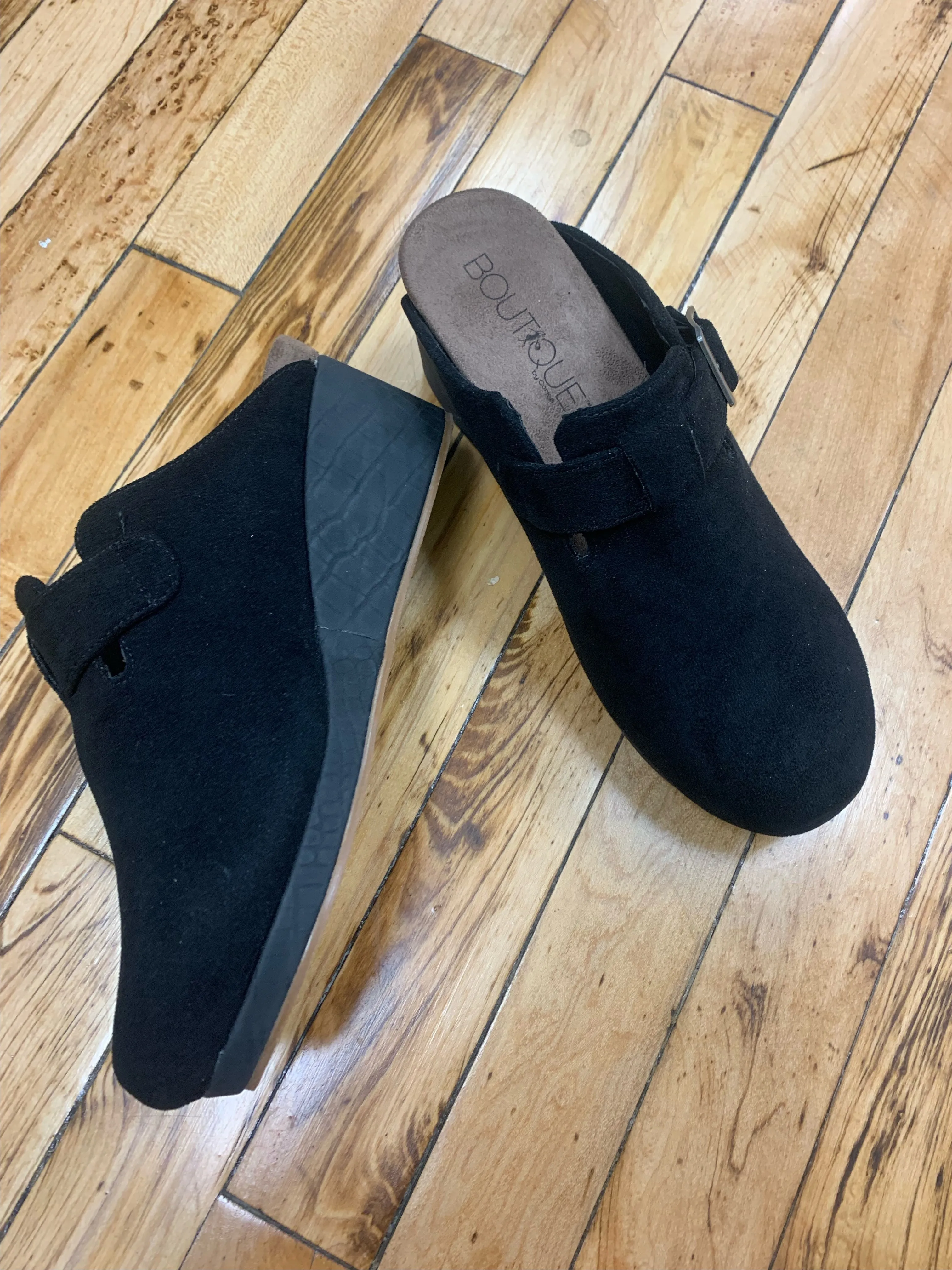 Banks Shoe - Black
