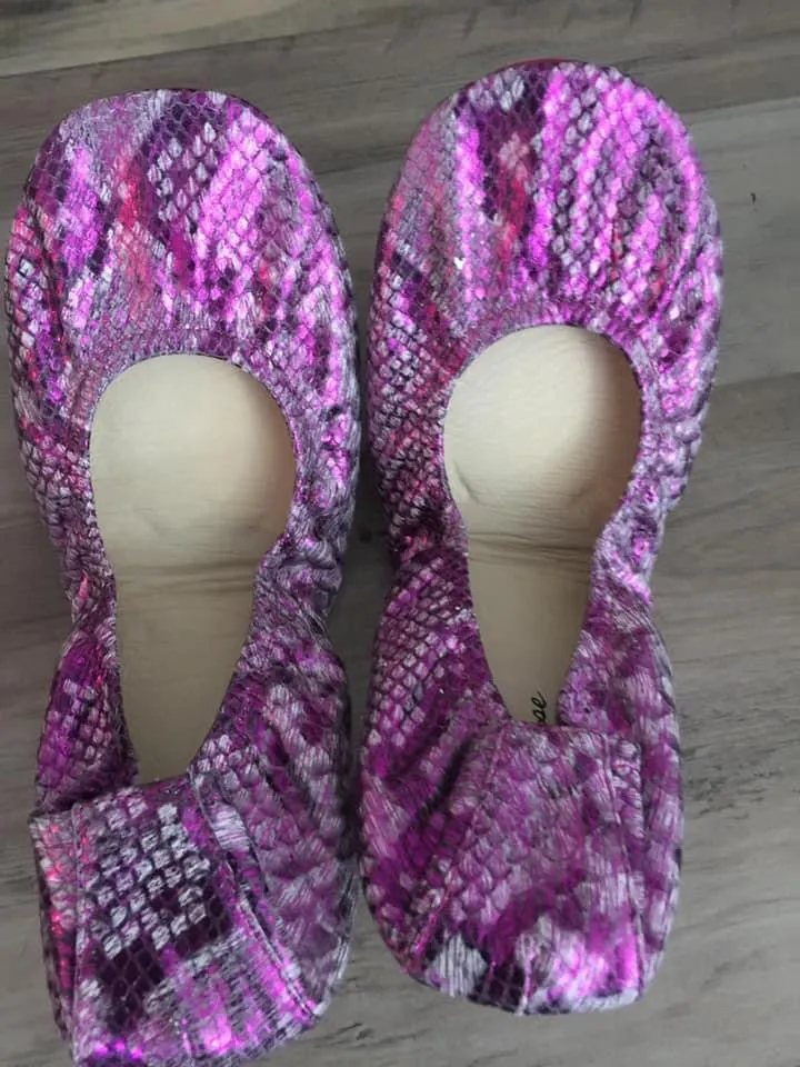 Fuschia Snakes